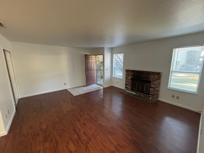 Photo - Rosemont Condo Unit 109