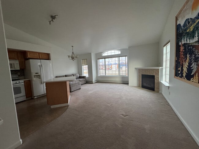 Photo - 1840 N Monte Vista Dr Unit A