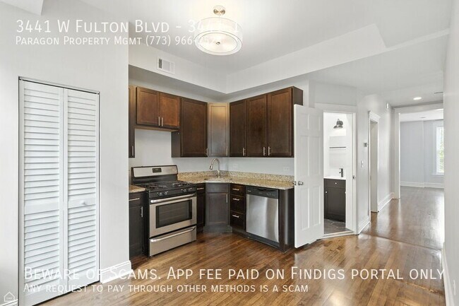 Photo - 3441 W Fulton Blvd