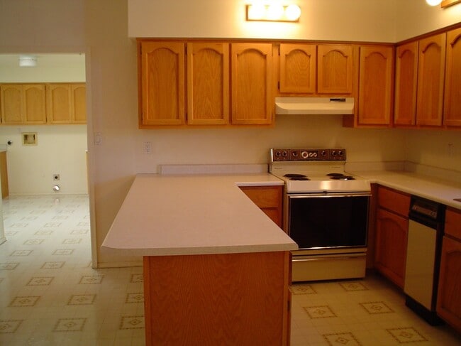 Photo - 8512 Liberty Dr NE