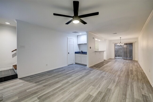 Photo - 2513 Bering Dr Unit 7