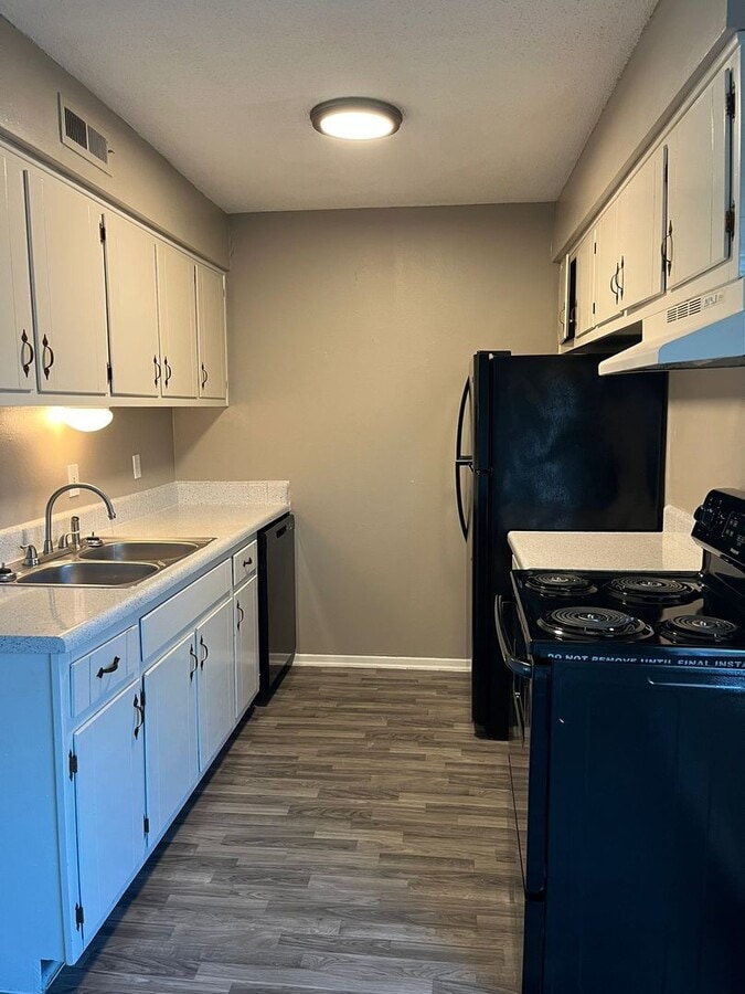 South Glen Apartments - South Glen Apartments Unidad 5631D-Q