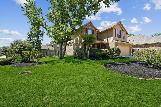 Photo - 115 Black Swan Pl