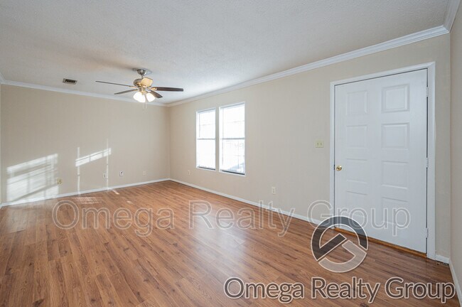 Photo - 806 Bahia Ln