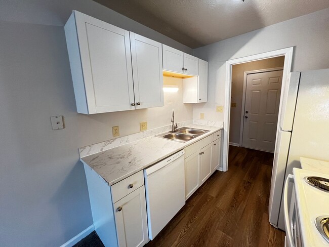 Photo - Unfurnished, One Bedroom, First Floor Condo in Myrtle Beach! Available Now!