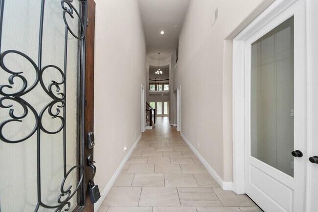 343 Red Petal Ct