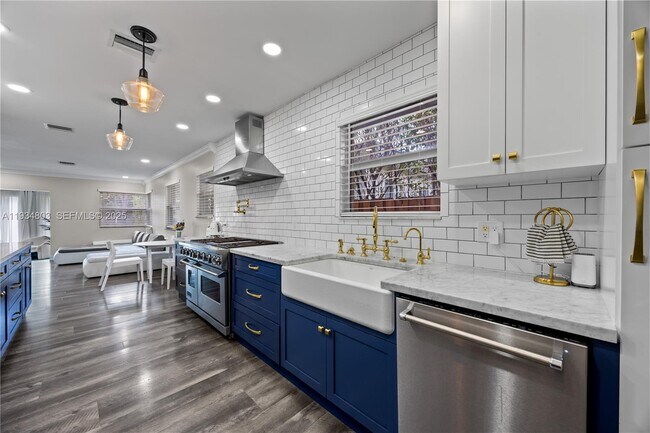 Photo - 1523 Monroe St