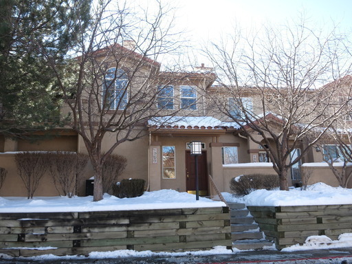 Beautiful condo with modern comforts!! - Beautiful condo with modern comforts!!
