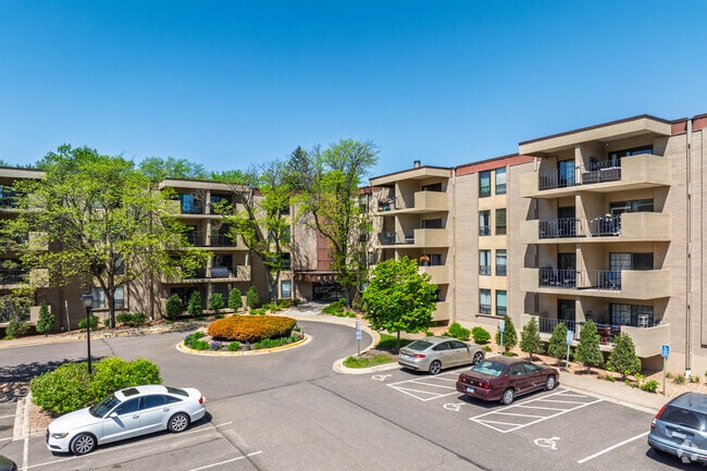 Photo - 6650-6730 Vernon Ave S