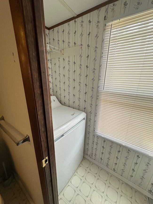 Photo - 3-Bedroom, 2-Bath Mobile Home in Wanchese