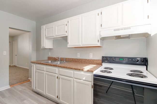 Photo - 1443 W 40th St Unit 1443 W 40th Street #A