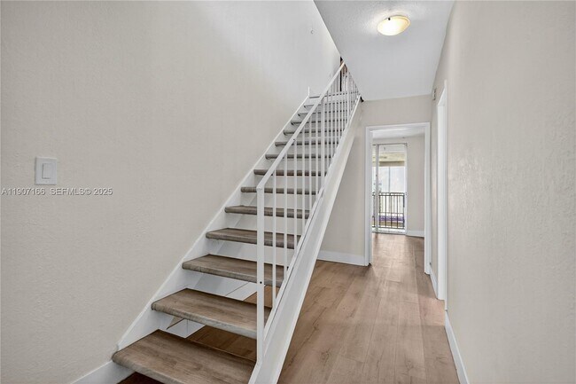 Photo - 9210 Fontainebleau Blvd Unidad 505