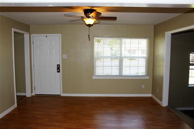 12028 Hoblitzelle Dr