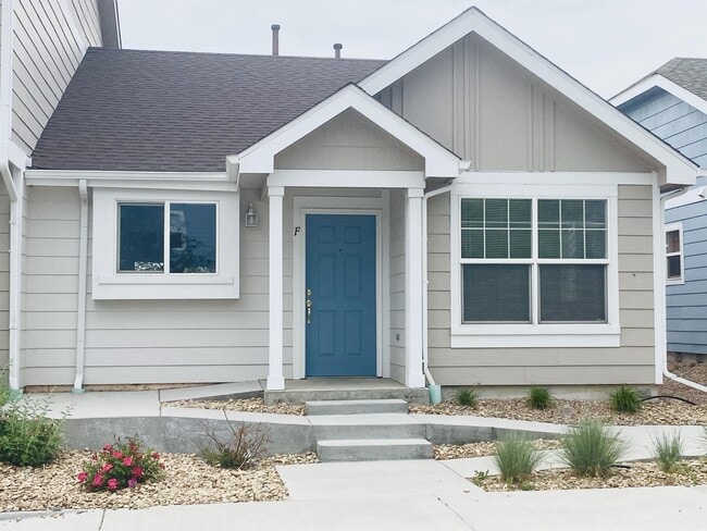 Photo - 5853 Ceylon St Townhome