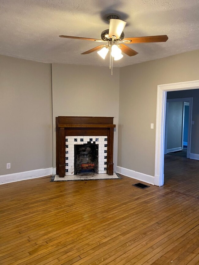 Photo - 486 Price Rd