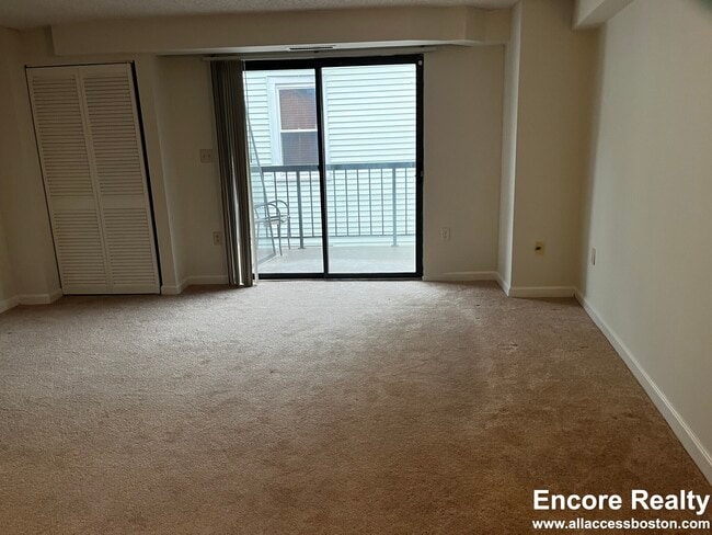 Photo - 5 Elmer St Unit 401