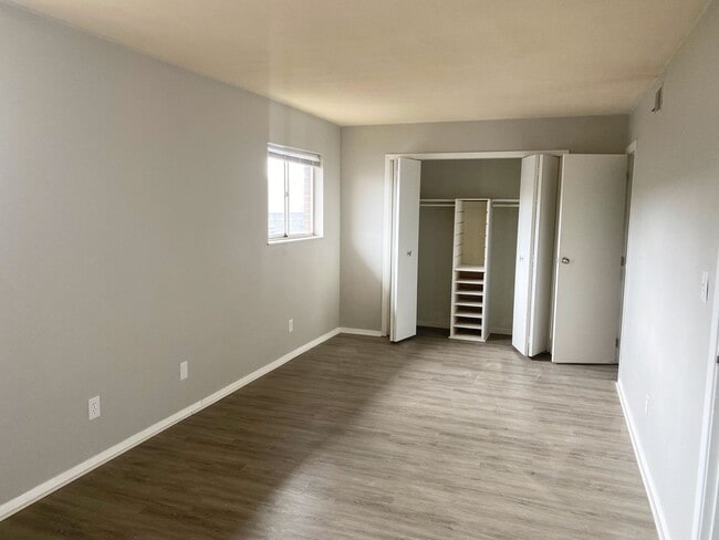 Pine Ridge Apartments