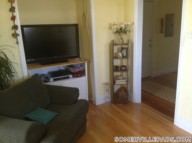 Photo - 358 Broadway Unit 5