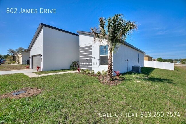 Photo - 802 James Dr