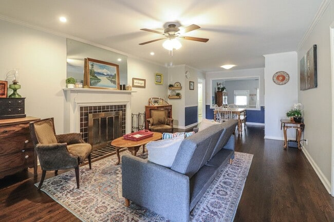 Photo - Nice Midtown Bungalow