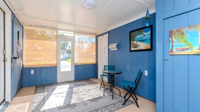 Photo - CLEAR675 Unit 1/2