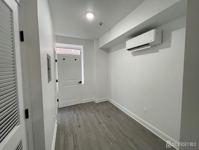 Photo - 103 Bayard St Unit 4