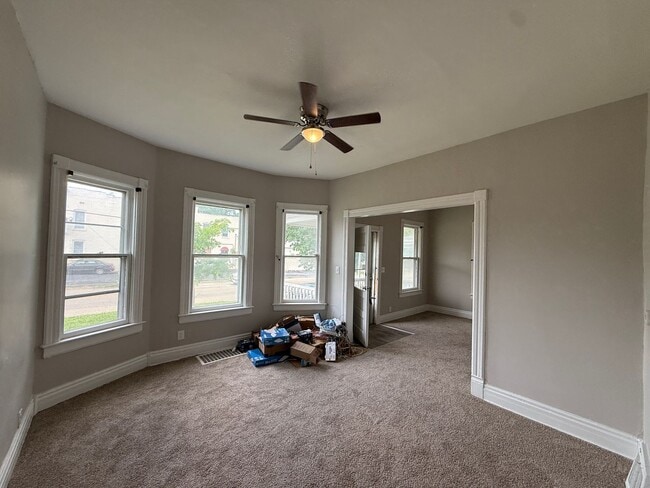Photo - 938 W Edwards St