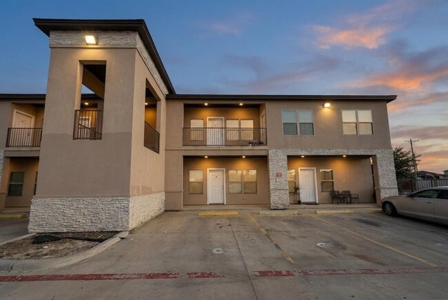 Photo - 5601 Cuenca Dr Unit G