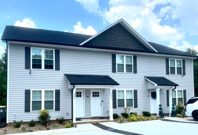 Photo - 604 W 8th St Townhome