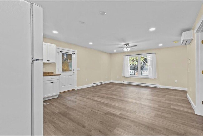 Photo - 102 E Shore Dr