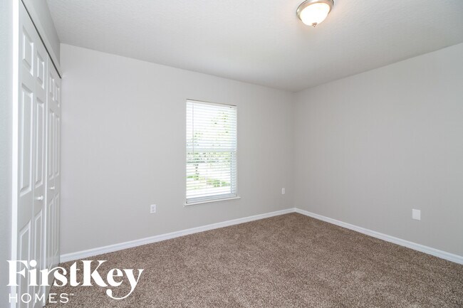 Photo - 3315 97th Ln E