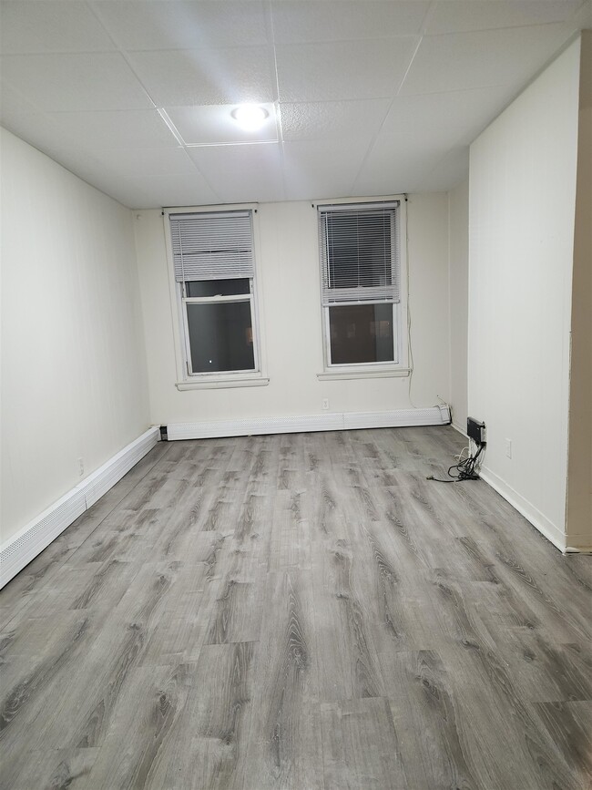 Photo - 494 West Side Ave Unit 1