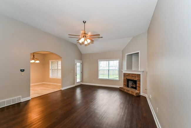 Photo - 10116 Hammersmith Ln