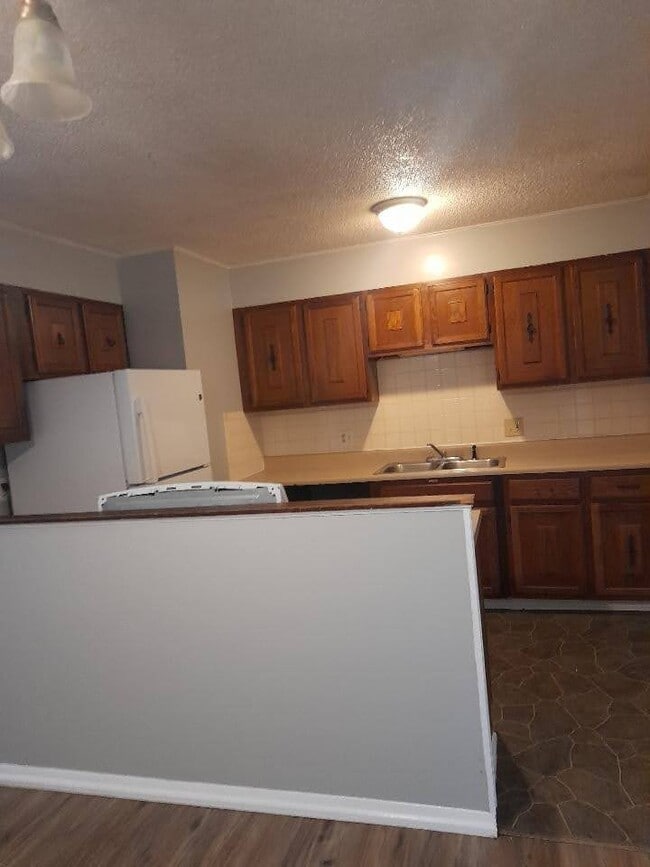 Photo - 11228 Eastern Ave