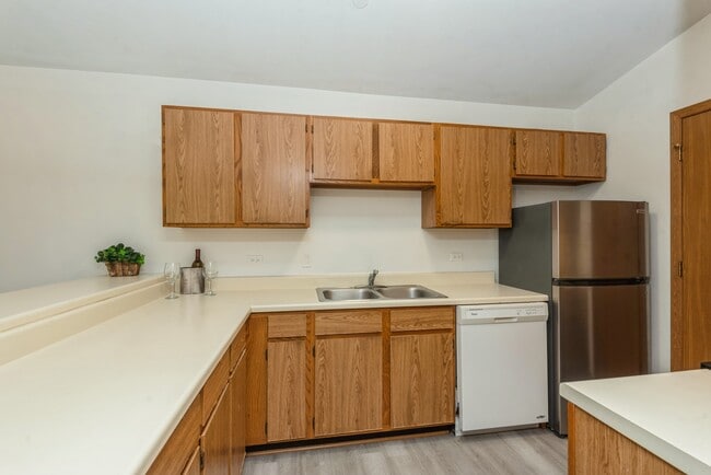 Photo - 1371 Cunat Ct Unit 2-C