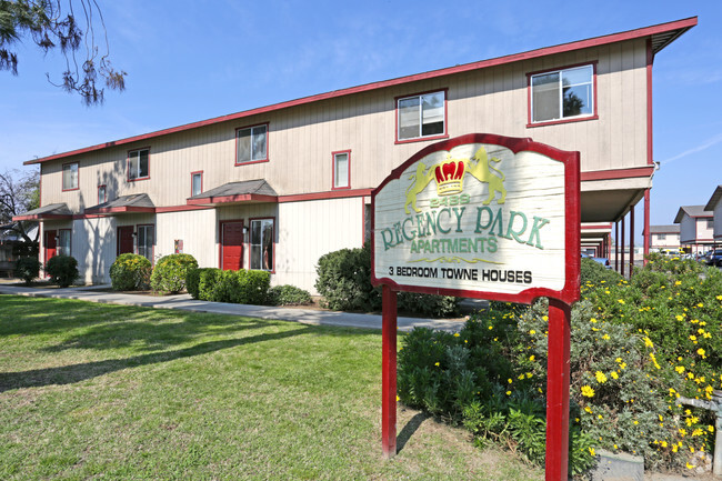 Regency Park Apartments - Regency Park Apartments
