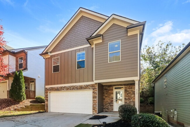 Photo - 522 Broughton Dr