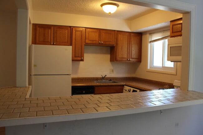 Photo - Ballston Garden Apartments