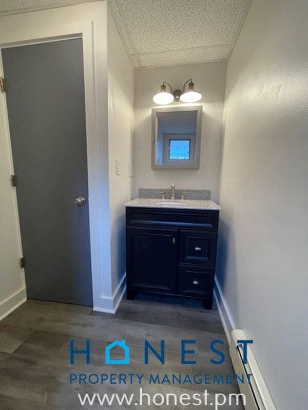 Photo - 20 Academy St