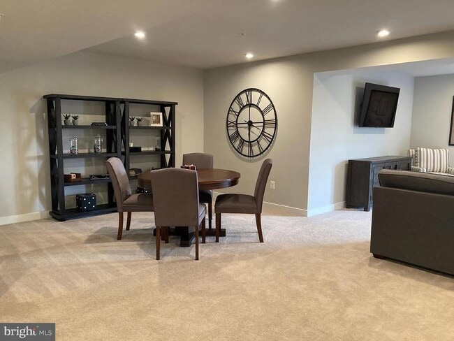 Photo - 7045 Eaglehead Dr