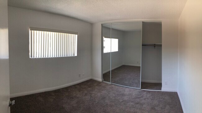 Photo - 3337 S Durango Ave Unidad 9