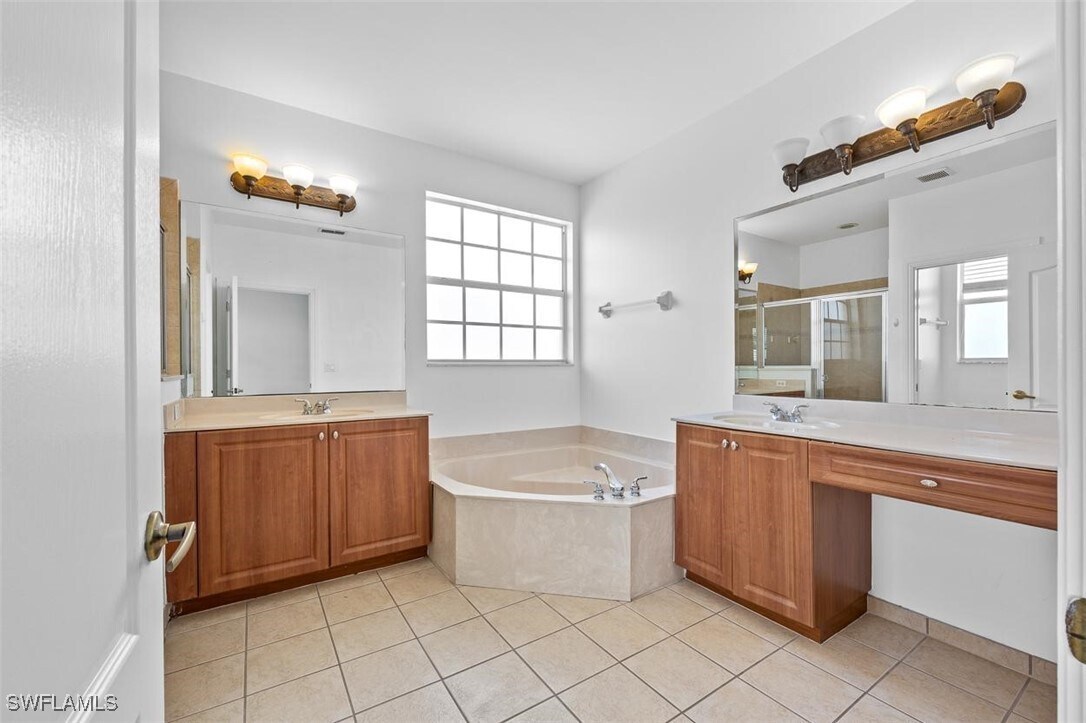Photo - 7029 Ambrosia Ln Condo Unit 606