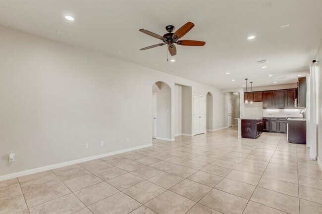 356 Quarry Ln