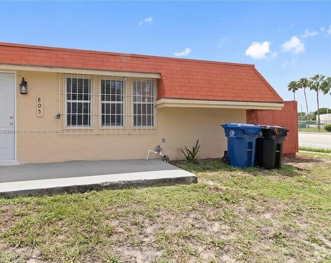 Building Photo - 805 NW 13th St Rental
