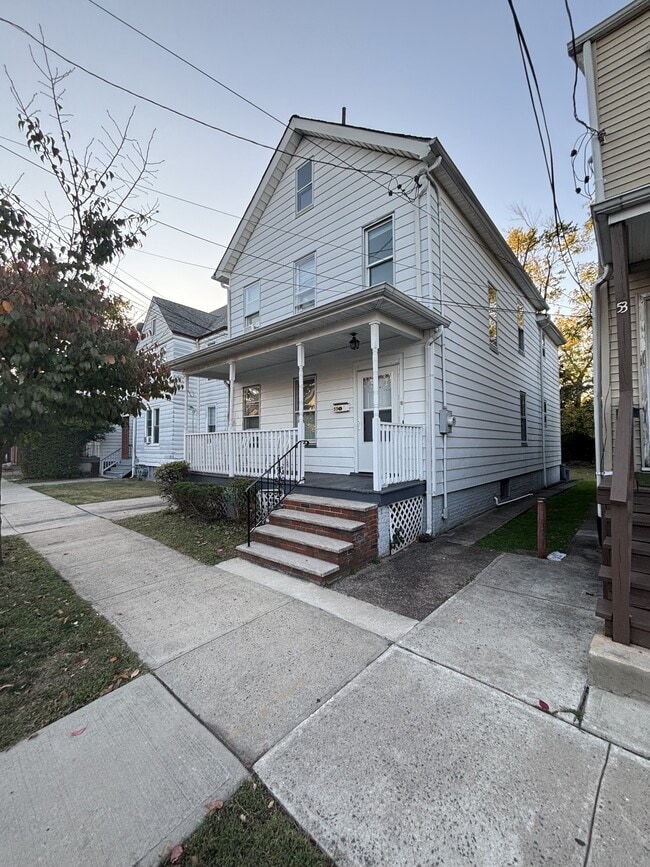 Photo - 55 Huntington St