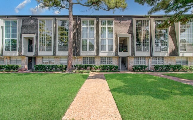 Photo - 12633 Memorial Dr