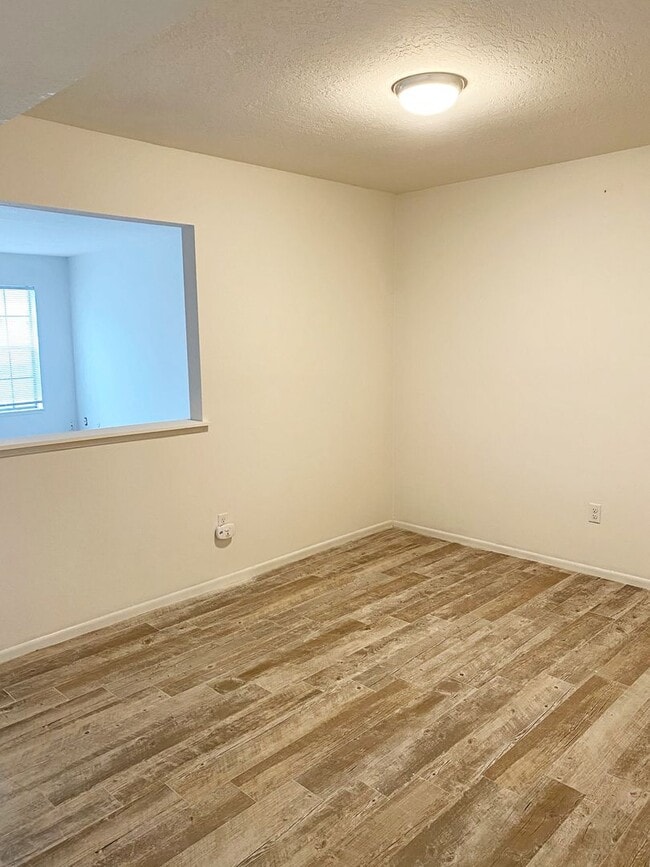 Photo - 2700 N 16th St