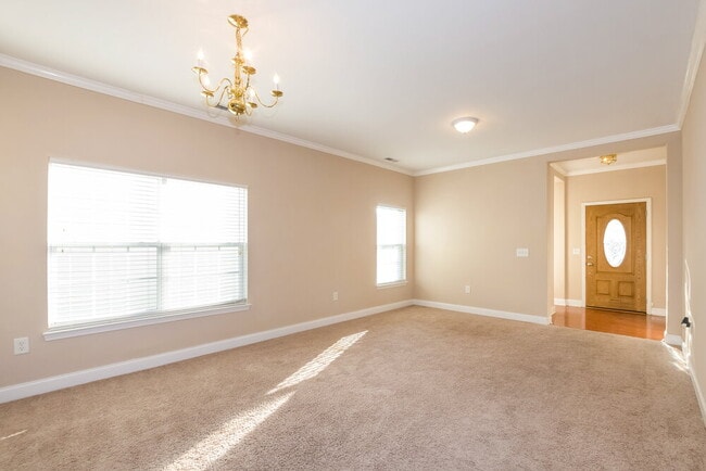 Photo - 13633 Coram Pl