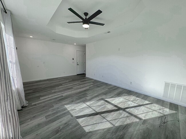 Photo - Available Now! 3 Bedroom, 2 Bathroom in Prime Bentonville Location, w/ Garage and Fenced-in Backy...