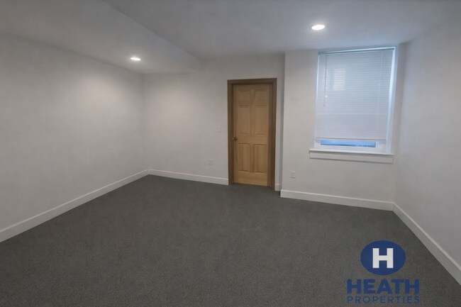 Photo - 210 Hemenway St Unit 2